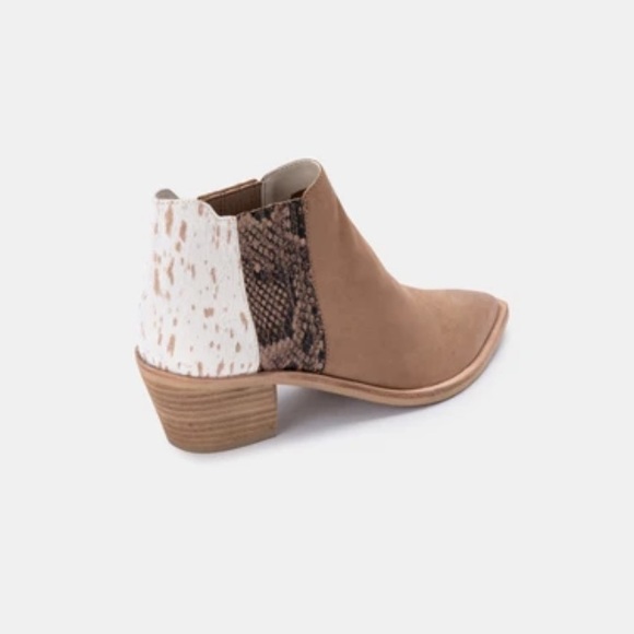 Shana Dolce Vita Booties | Taupe Multi Nubuck - Picture 2 of 4